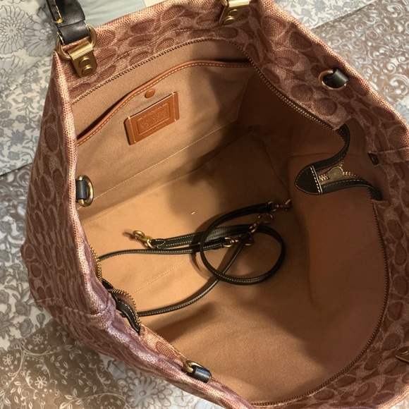 Rogue Tote In  Signature Canvas With Trompe L'oeil Print - Picture 3 of 5